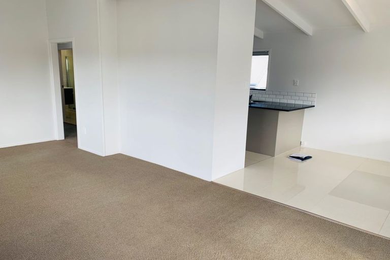 Photo of property in 119 Universal Drive, Henderson, Auckland, 0610