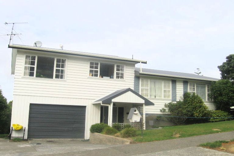 Photo of property in 326 Maungaraki Road, Maungaraki, Lower Hutt, 5010