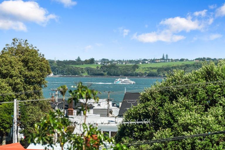 Photo of property in 21 St Aubyn Street, Devonport, Auckland, 0624