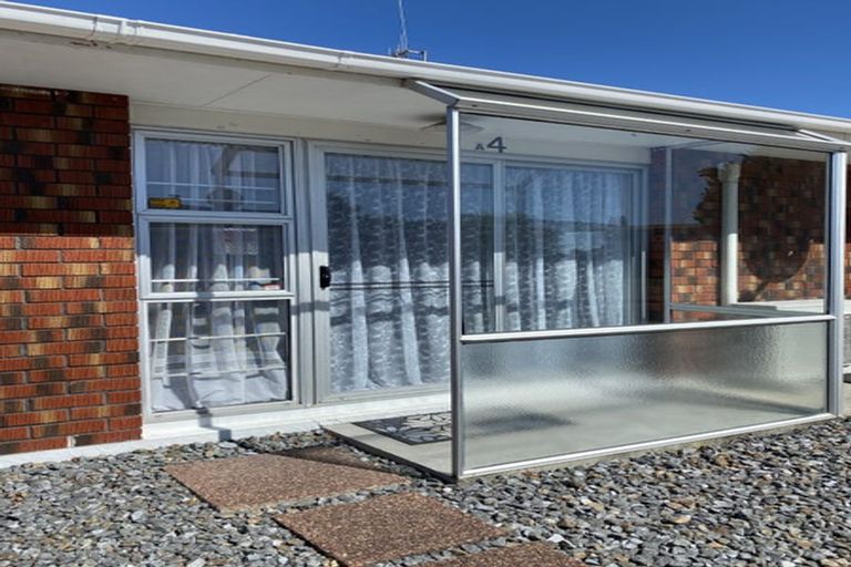Photo of property in 118a Botanical Road, Takaro, Palmerston North, 4412