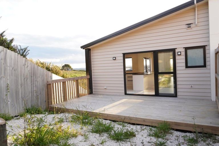 Photo of property in 24a Crestview Rise, Papakura, 2110