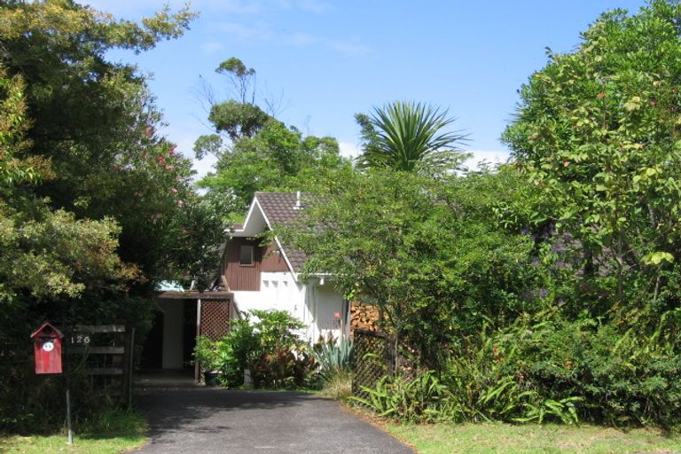 Photo of property in 126 Aeroview Drive, Beach Haven, Auckland, 0626