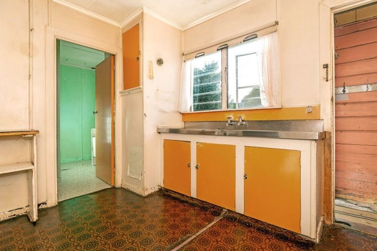 Photo of property in 104 Iranui Road, Inner Kaiti, Gisborne, 4010