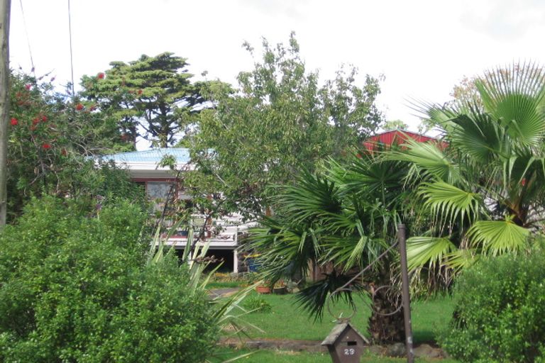 Photo of property in 29 Lavelle Road, Henderson, Auckland, 0612