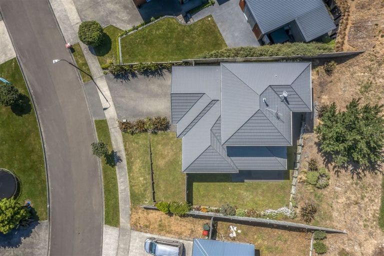 Photo of property in 15 Milford Street, Aotea, Porirua, 5024