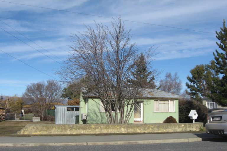 Photo of property in 28 Caulfeild Street, Ranfurly, 9332