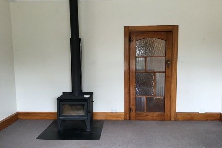 Photo of property in 34 Esther Street, Martinborough, 5711