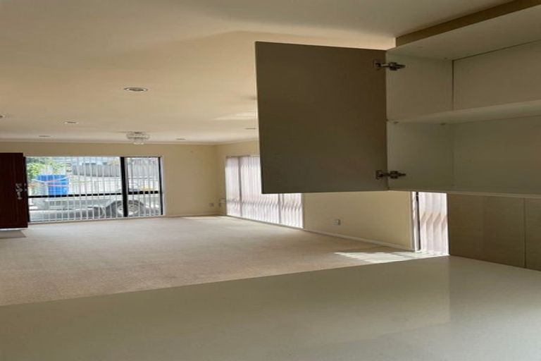 Photo of property in 38 Ashlynne Avenue, Papatoetoe, Auckland, 2025