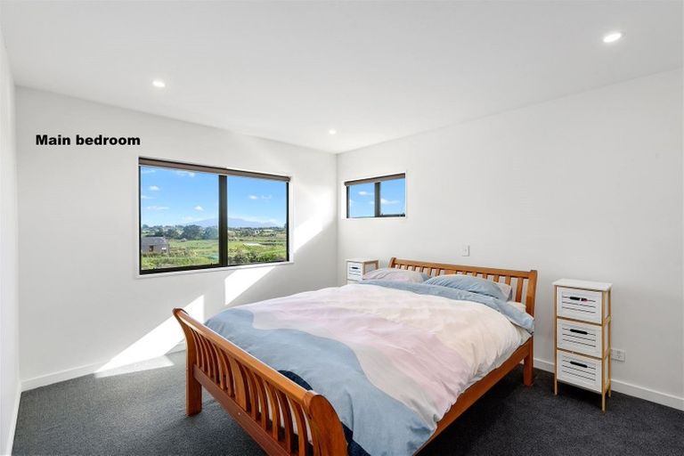 Photo of property in 100 Harakeke Road, Te Horo, Otaki, 5581