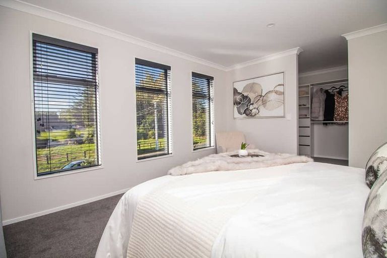 Photo of property in 238 Park Estate Road, Rosehill, Papakura, 2113