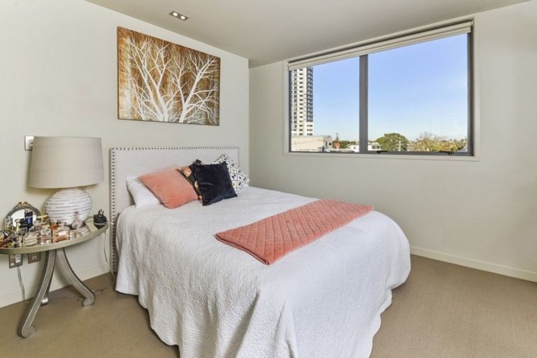 Photo of property in Maison Apartments, 308/16 Huron Street, Takapuna, Auckland, 0622