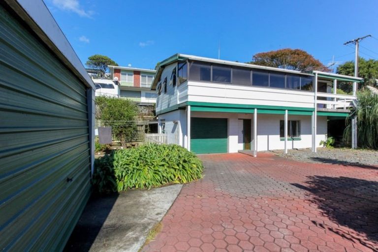 Photo of property in 69 Belt Road, New Plymouth, 4310