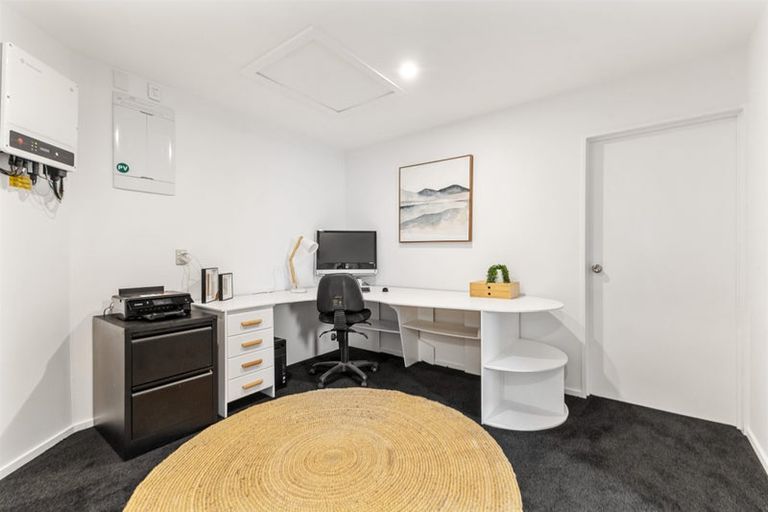 Photo of property in 29 Waterbridge Way, Rolleston, 7614