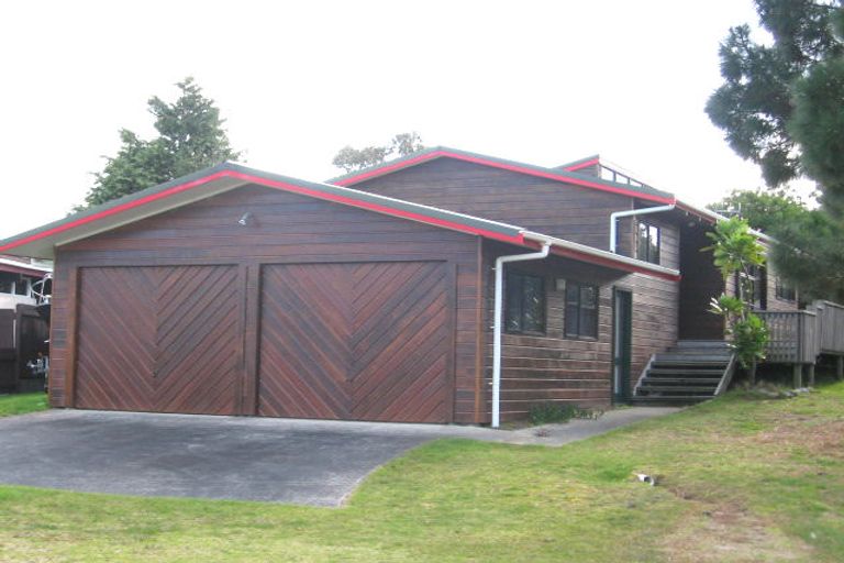 Photo of property in 10 Bell Road, Pauanui, Hikuai, 3579