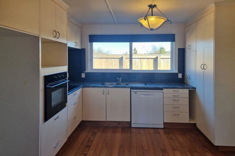 Photo of property in 46 Cologne Street, Martinborough, 5711