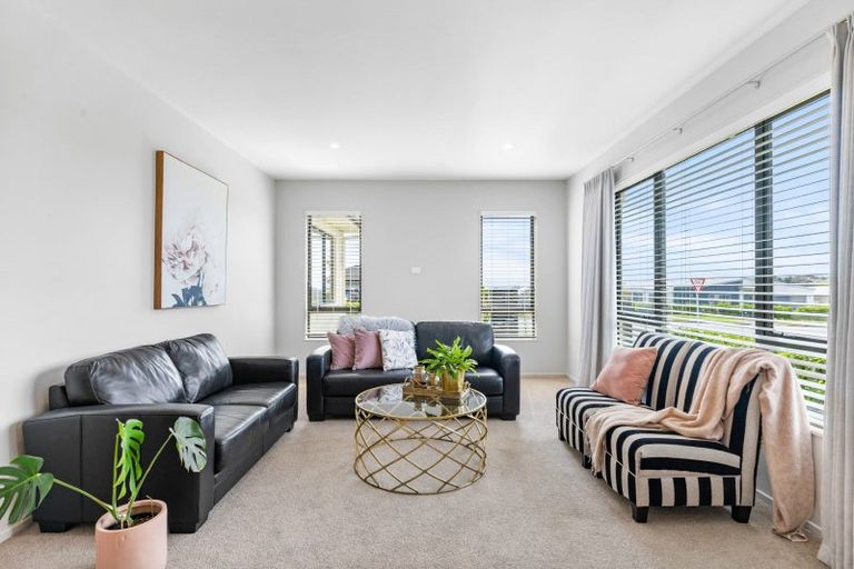Photo of property in 9 Motukaraka Drive, Beachlands, Auckland, 2018