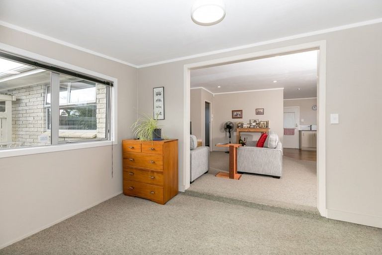 Photo of property in 143b Totara Drive, Pukete, Hamilton, 3200
