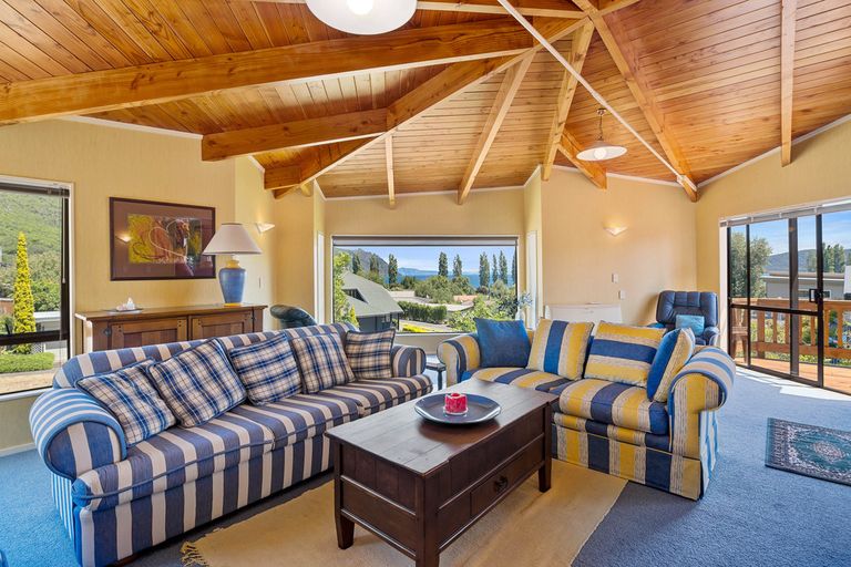 Photo of property in 12 Kenrigg Road East, Kinloch, Taupo, 3377