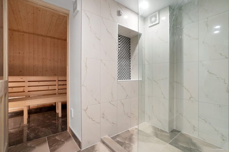 Photo of property in 10a Tirimoana Road, Te Atatu South, Auckland, 0602