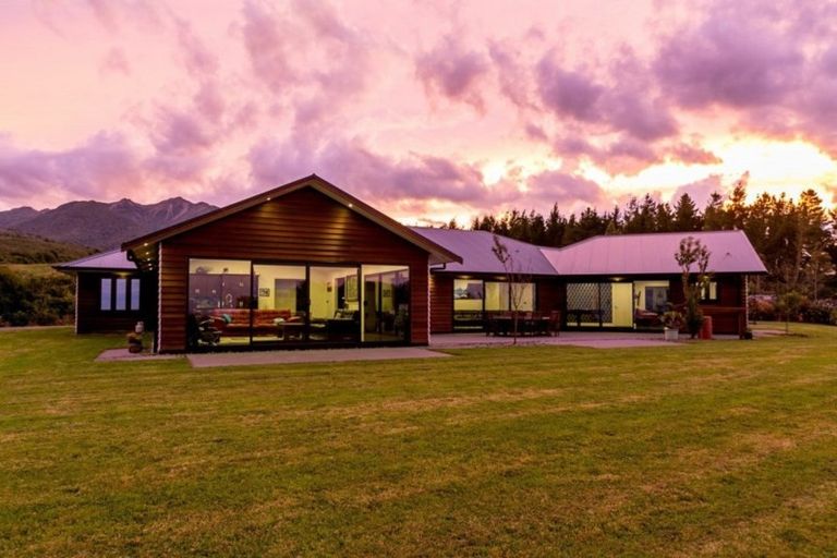 Photo of property in 1111 Plymouth Road, Koru, New Plymouth, 4374