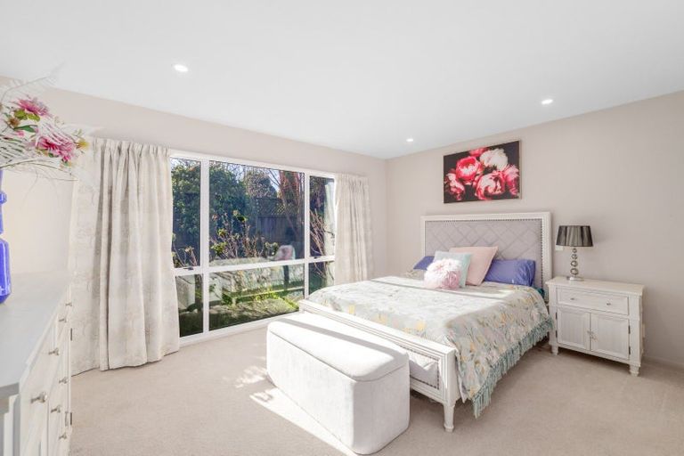 Photo of property in 46 Westgrove Avenue, Avonhead, Christchurch, 8042