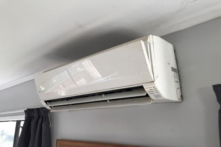 Photo of property in 7 Riserra Drive, Ranui, Auckland, 0612