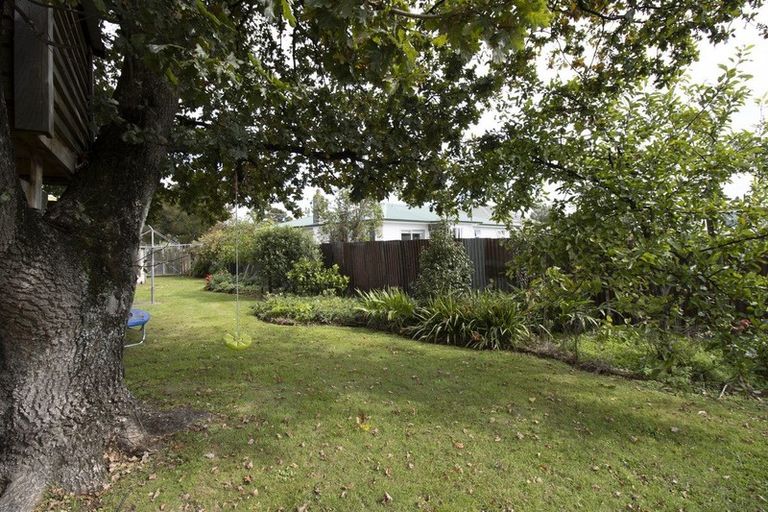 Photo of property in 4 Charles Street, Carterton, 5713