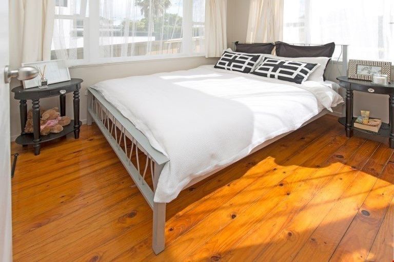 Photo of property in 805 Whangaparaoa Road, Manly, Whangaparaoa, 0930