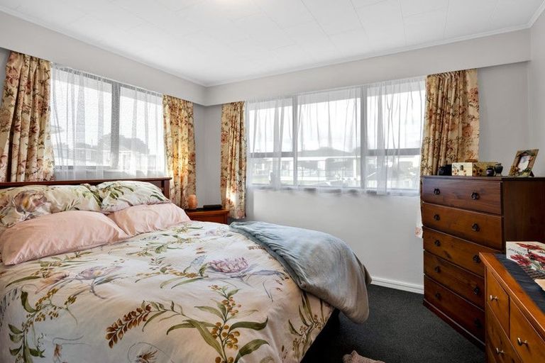 Photo of property in 4 Warkworth Grove, Bell Block, New Plymouth, 4312