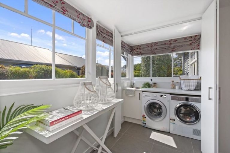 Photo of property in 24 Birdwood Avenue, Beckenham, Christchurch, 8023