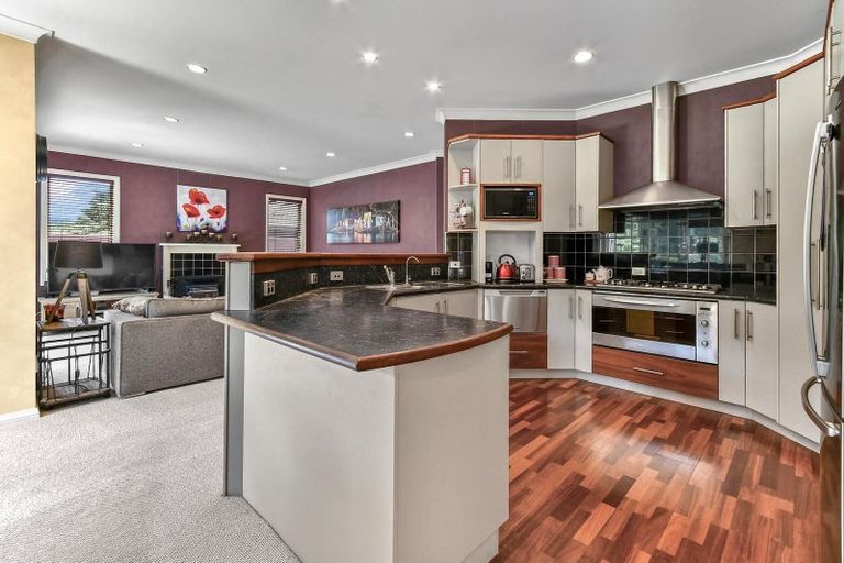 Photo of property in 146 Charles Prevost Drive, The Gardens, Auckland, 2105