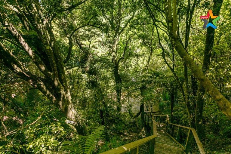 Photo of property in 345 Hebden Crescent, Kelson, Lower Hutt, 5010