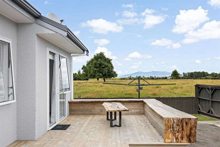 Photo of property in 2 Caesar Roose Drive, Glenview, Hamilton, 3206