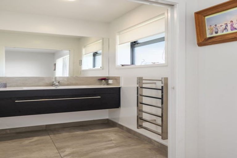 Photo of property in 110 Kenrigg Road, Kinloch, Taupo, 3377