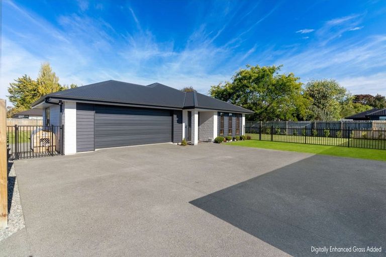 Photo of property in 37 Roxburgh Place, Tinwald, Ashburton, 7700