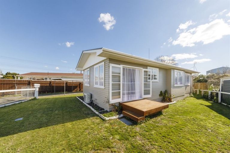 Photo of property in 43 Owen Street, Bunnythorpe, Palmerston North, 4481