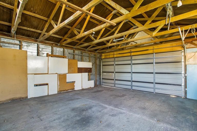Photo of property in 11 Cameron Street, Waimate, 7924