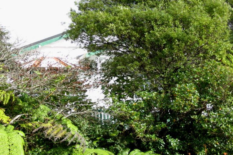 Photo of property in 93 Nottingham Street, Karori, Wellington, 6012