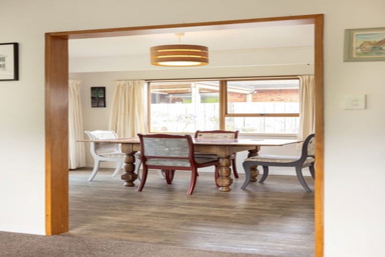 Photo of property in 27 Hookey Drive, Te Puke, 3119