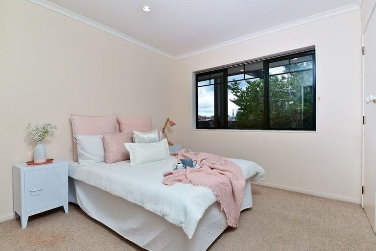 Photo of property in 114a Thornton Road, Cambridge, 3434