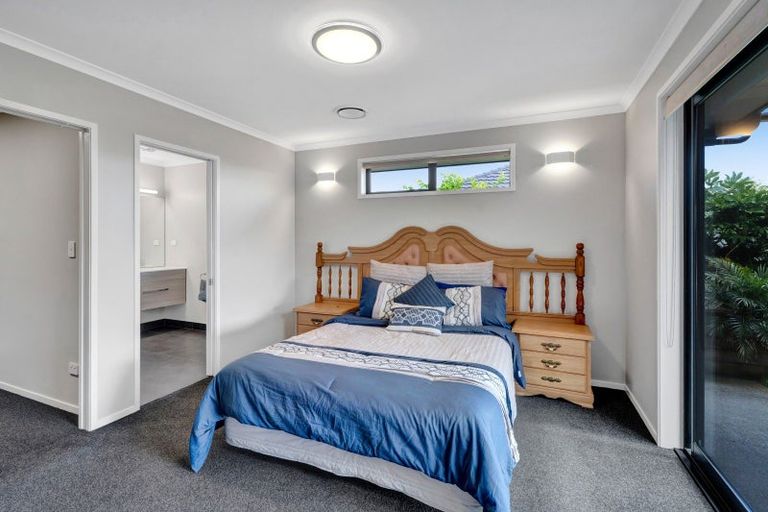 Photo of property in 37 Papawhero Drive, Bell Block, New Plymouth, 4312