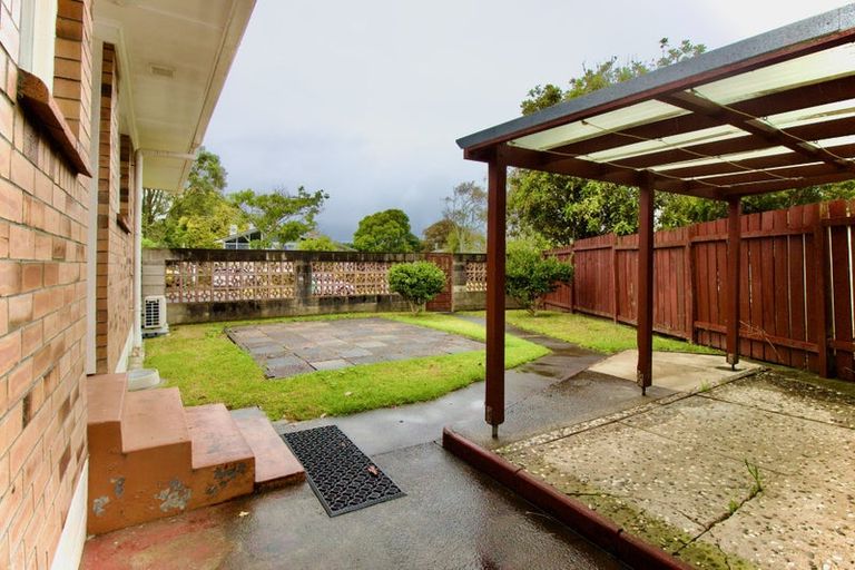 Photo of property in 14 Waterlea Avenue, Mangere Bridge, Auckland, 2022