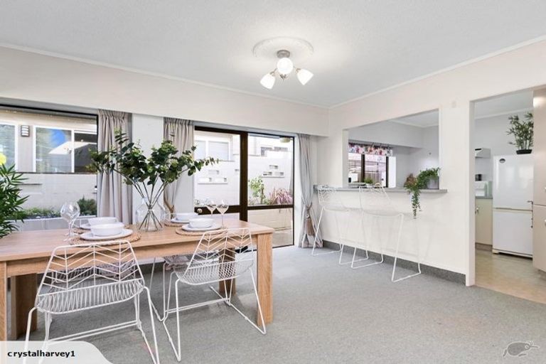 Photo of property in 22a The Mall, Mount Maunganui, 3116