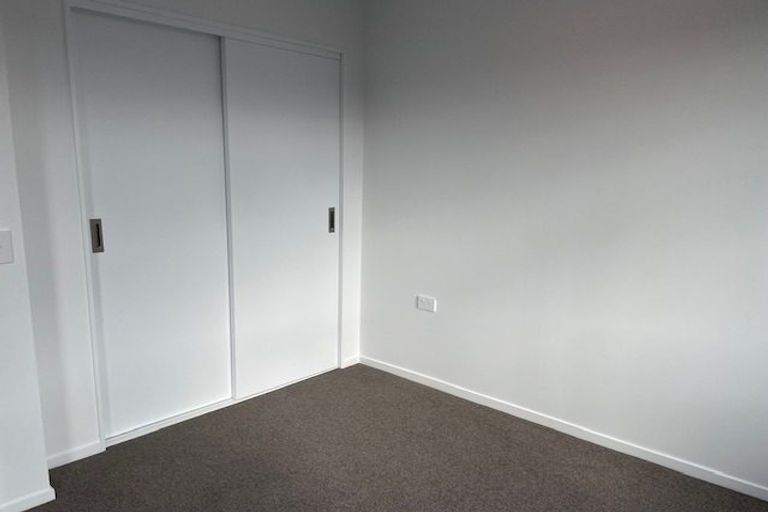Photo of property in 108/28c Eileen Newey Place, Henderson, Auckland, 0612