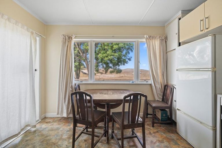 Photo of property in 880 Okahukura Road, Tapora, Wellsford, 0977