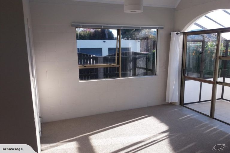 Photo of property in 74 Robinson Avenue, Holdens Bay, Rotorua, 3010