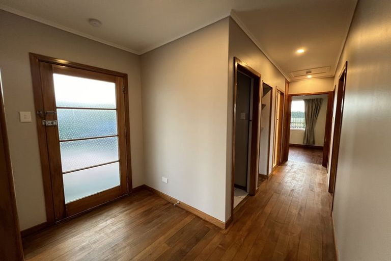 Photo of property in 368 South Road, Omata, New Plymouth, 4374