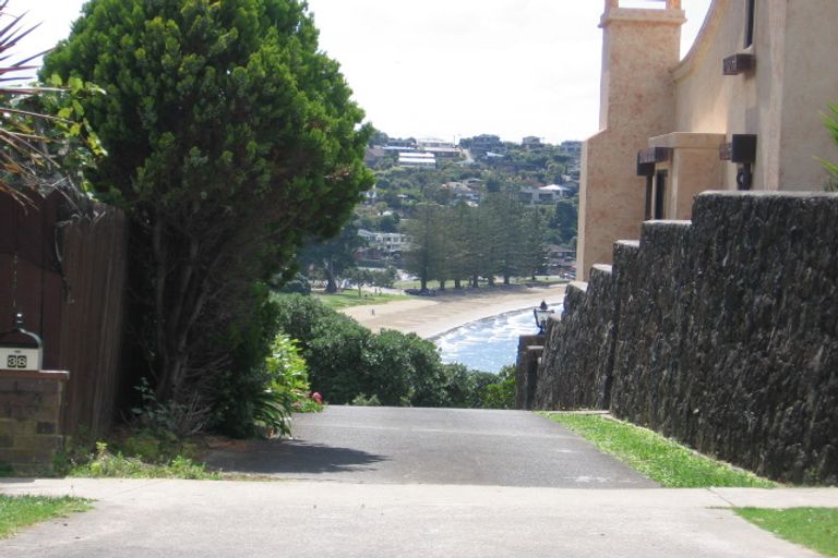 Photo of property in 38 Beechwood Road, Rothesay Bay, Auckland, 0630