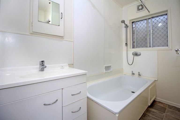 Photo of property in 54a Gowing Drive, Meadowbank, Auckland, 1072