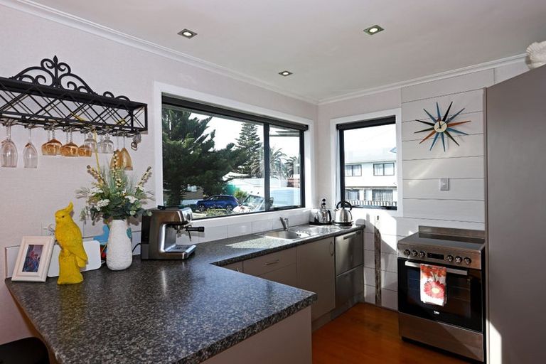 Photo of property in 393 Oceanbeach Road, Mount Maunganui, 3116